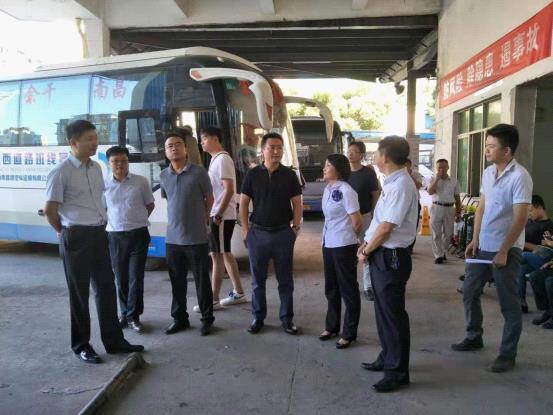 王曉視察青山、徐坊客運(yùn)站改造工程進(jìn)展情況