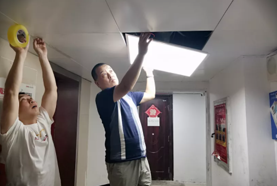 長運物業(yè)  為群眾辦實事 從“細(xì)小微”做起