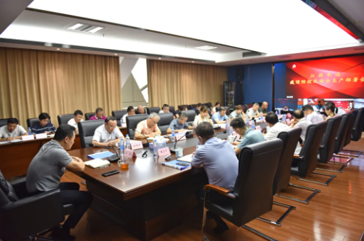 王曉對公司安全穩(wěn)定及疫情防控工作進(jìn)行再布署、再強(qiáng)調(diào)