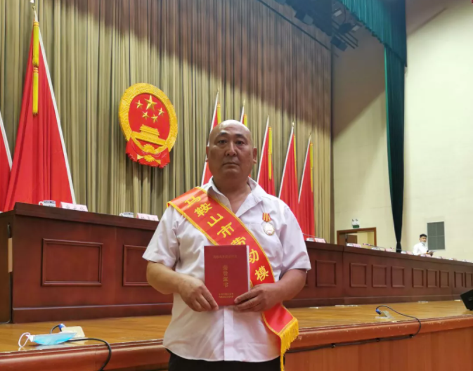 馬鞍山長客駕駛員及班組獲得市勞動模范、先進集體榮譽