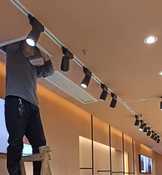 我為群眾辦實事 || 新余長運(yùn)：為民辦實事 服務(wù)真恰噶