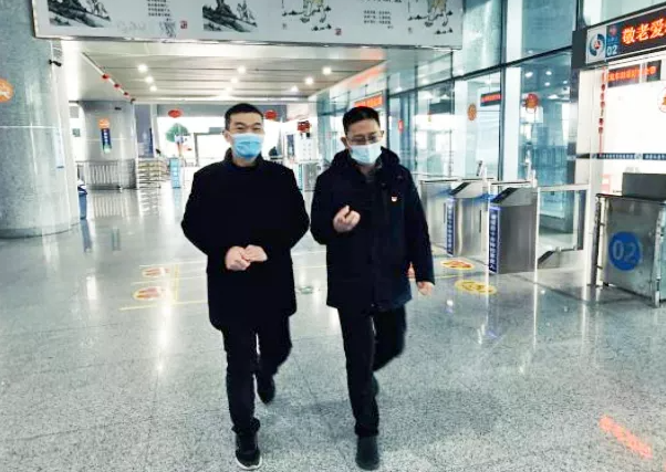 市交通運(yùn)輸局督導(dǎo)南昌長(zhǎng)途汽車西站文明創(chuàng)建工作