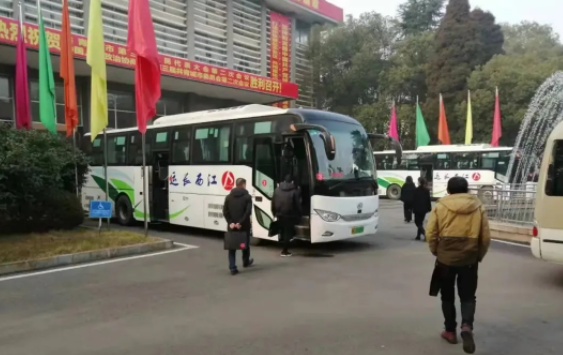 九江長運、景德鎮(zhèn)長運圓滿完成大型運輸任務(wù)