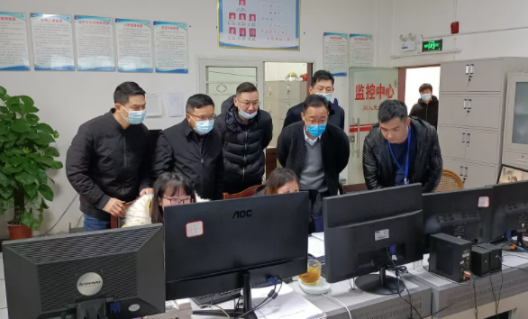 穆孫祥一行蒞臨新余長運、新余公交督導(dǎo)春運安全生產(chǎn)工作