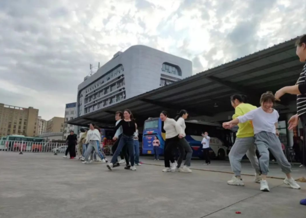 撫州長(zhǎng)運(yùn)：金溪分公司舉辦“凝心聚力，攜手同行”團(tuán)建活動(dòng)