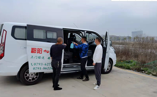 鄱陽長運(yùn)  快客分公司加強(qiáng)疫情防控工作