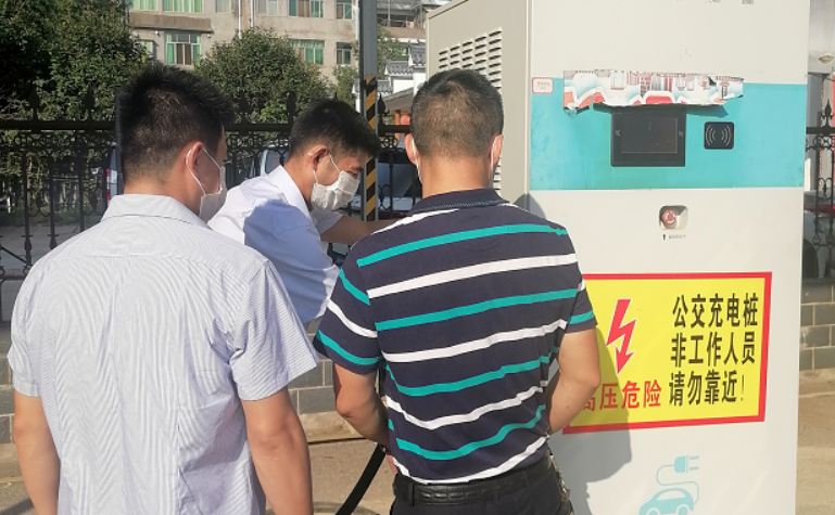 景德鎮(zhèn)長運     開展全面安全、機務、疫情防控工作大檢查