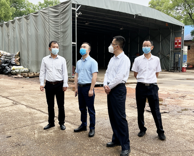 劉磊督導(dǎo)長(zhǎng)運(yùn)物業(yè)商城分公司京山部疫情防控及安全生產(chǎn)工作