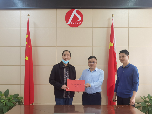 新余長(zhǎng)運(yùn)  慰問退休職工 送上組織溫暖