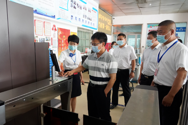 鷹潭長運：省交通運輸廳領(lǐng)導檢查鷹潭長運客運站安全生產(chǎn)和疫情防控工作