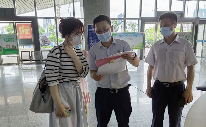 都市城際公交：南昌交通集團檢查組督導(dǎo)車站文明創(chuàng)建、疫情防控和安全生產(chǎn)工作