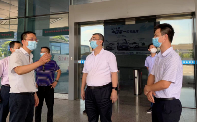 都市城際公交 市安全防范工作專項(xiàng)督查組檢查南昌長途汽車西站安全生產(chǎn)工作