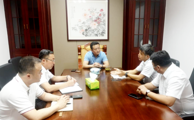 王曉主持江西長(zhǎng)運(yùn)、南昌公交集團(tuán)疫情防控轉(zhuǎn)運(yùn)協(xié)調(diào)部署專題會(huì)