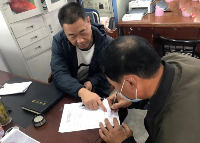 馬鞍山長(zhǎng)客 當(dāng)長(zhǎng)客公營(yíng)公交車隊(duì)開(kāi)展約談再教育活動(dòng)