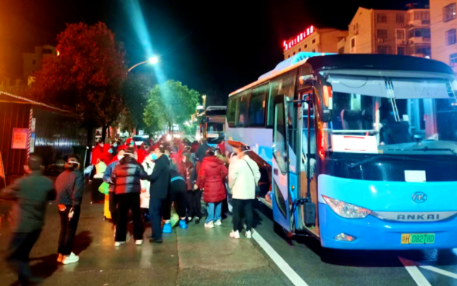 同心抗疫 || 景德鎮(zhèn)長運(yùn)：全力投入浮梁縣防疫抗疫運(yùn)輸保障工作