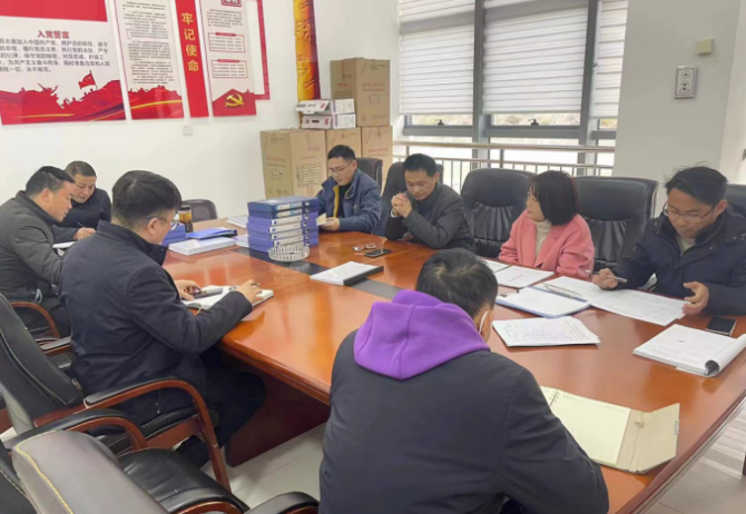 馬鞍山長(zhǎng)客  開(kāi)展安全基礎(chǔ)工作和現(xiàn)場(chǎng)管控專(zhuān)項(xiàng)檢查