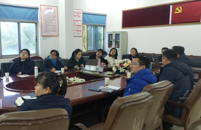 大通物流領(lǐng)導(dǎo)深入修理、檢測片區(qū)開展崗位融合調(diào)研