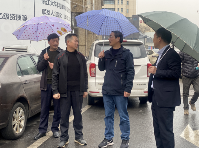 南昌紀檢派駐組檢查長運物業(yè)、都市城際公交“兩會”期間安全生產(chǎn)、值班值守工作