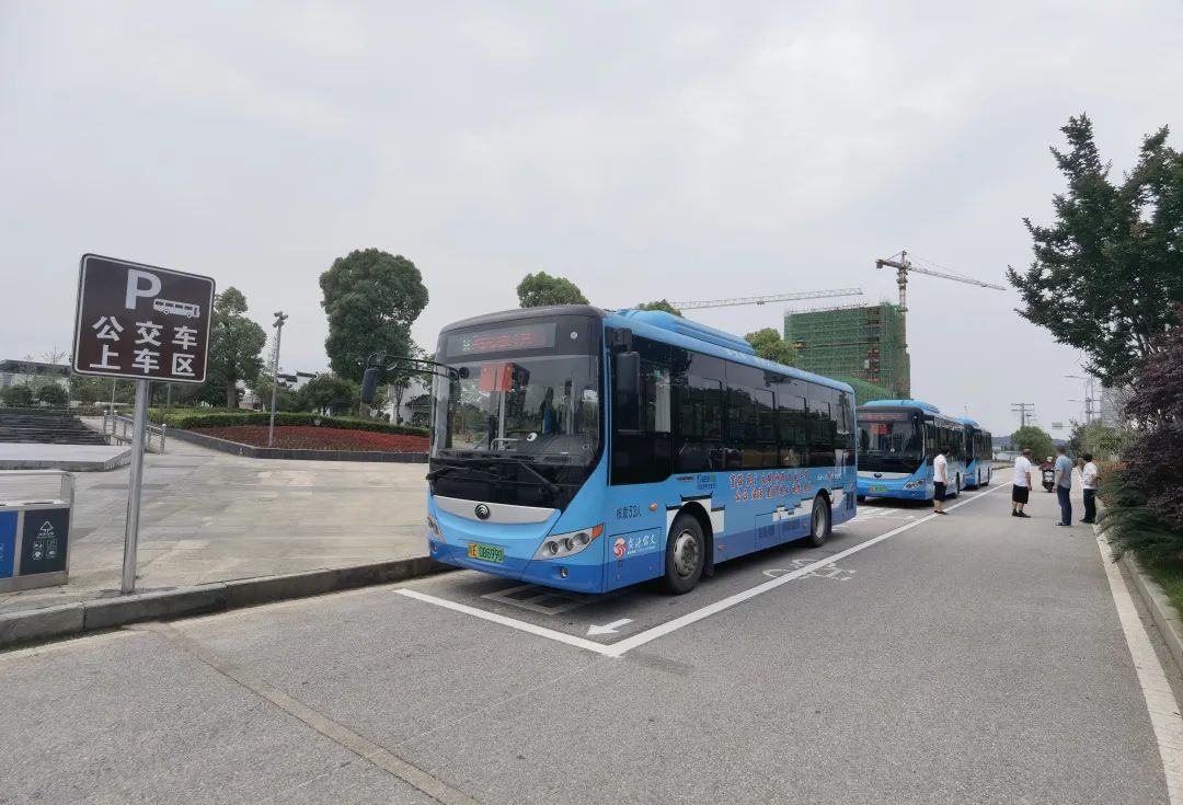 婺源公交:婺源高鐵站站前廣場改造提升 公交臨時首末站點將啟用