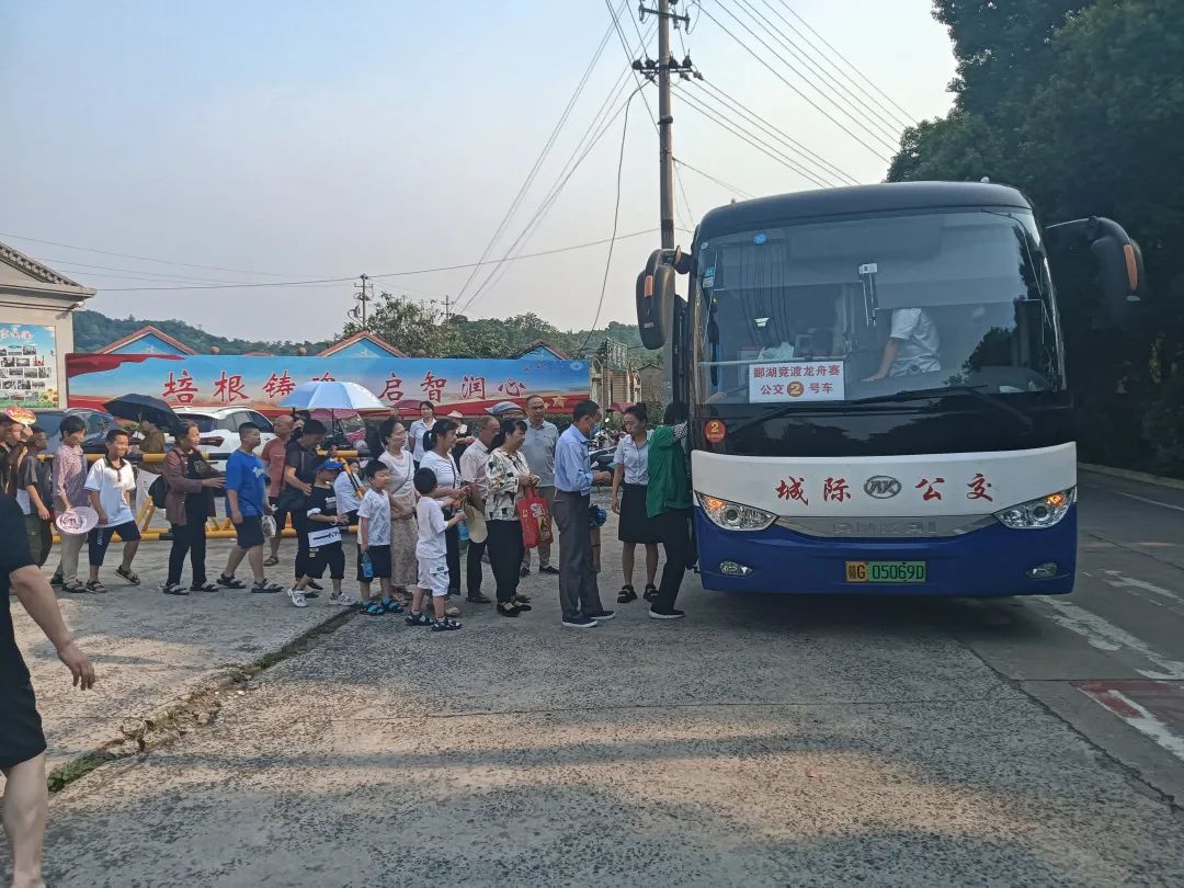 九江長運(yùn):優(yōu)質(zhì)服務(wù) 護(hù)航龍舟競渡