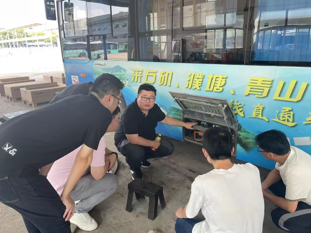 馬鞍山長(zhǎng)客:開(kāi)展新能源車(chē)輛防火防電防水檢查及培訓(xùn)活動(dòng)