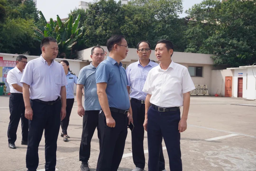 撫州長運(yùn) 江志堅(jiān)一行督導(dǎo)撫州長運(yùn)“中秋、國慶”節(jié)前安全生產(chǎn)工作