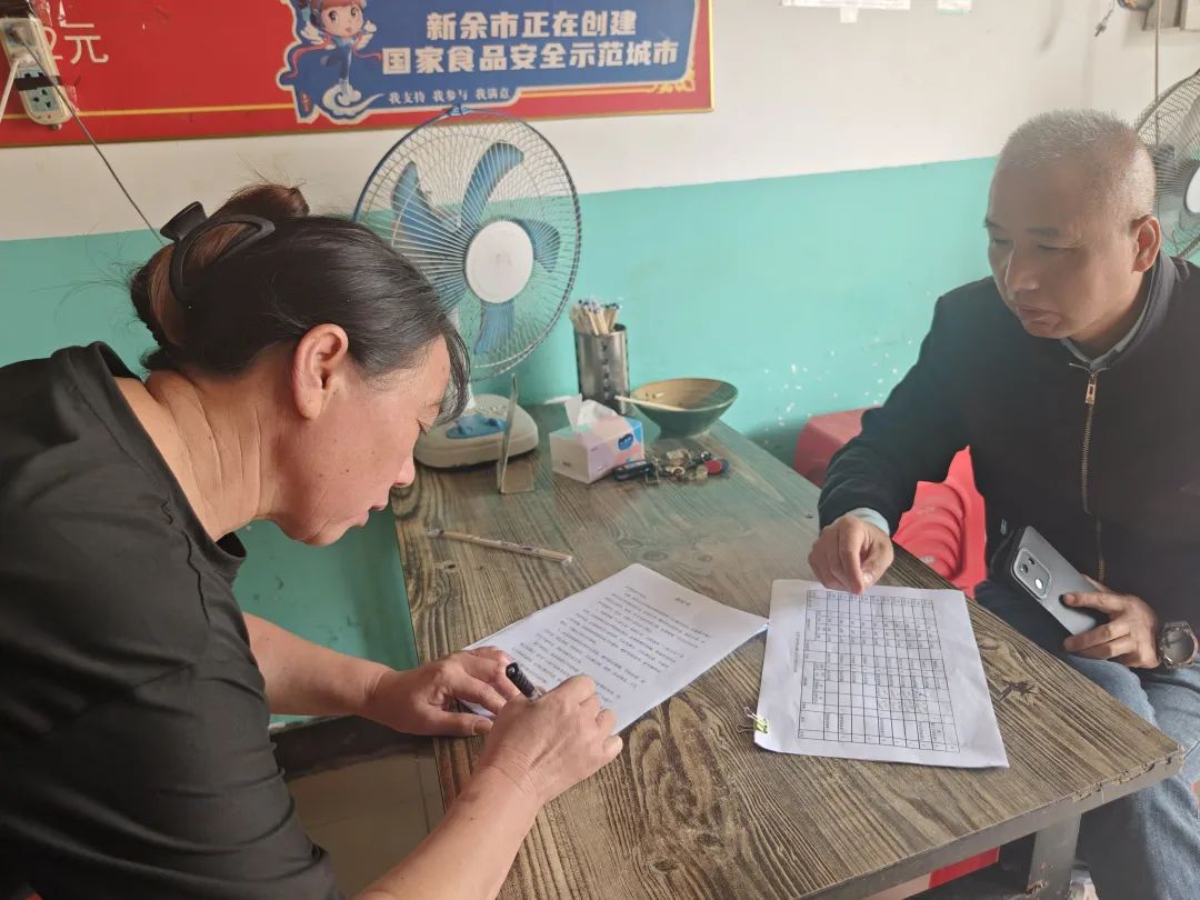 新余長運 開展“攜手創(chuàng)衛(wèi)、共建共享”創(chuàng)衛(wèi)宣傳活動