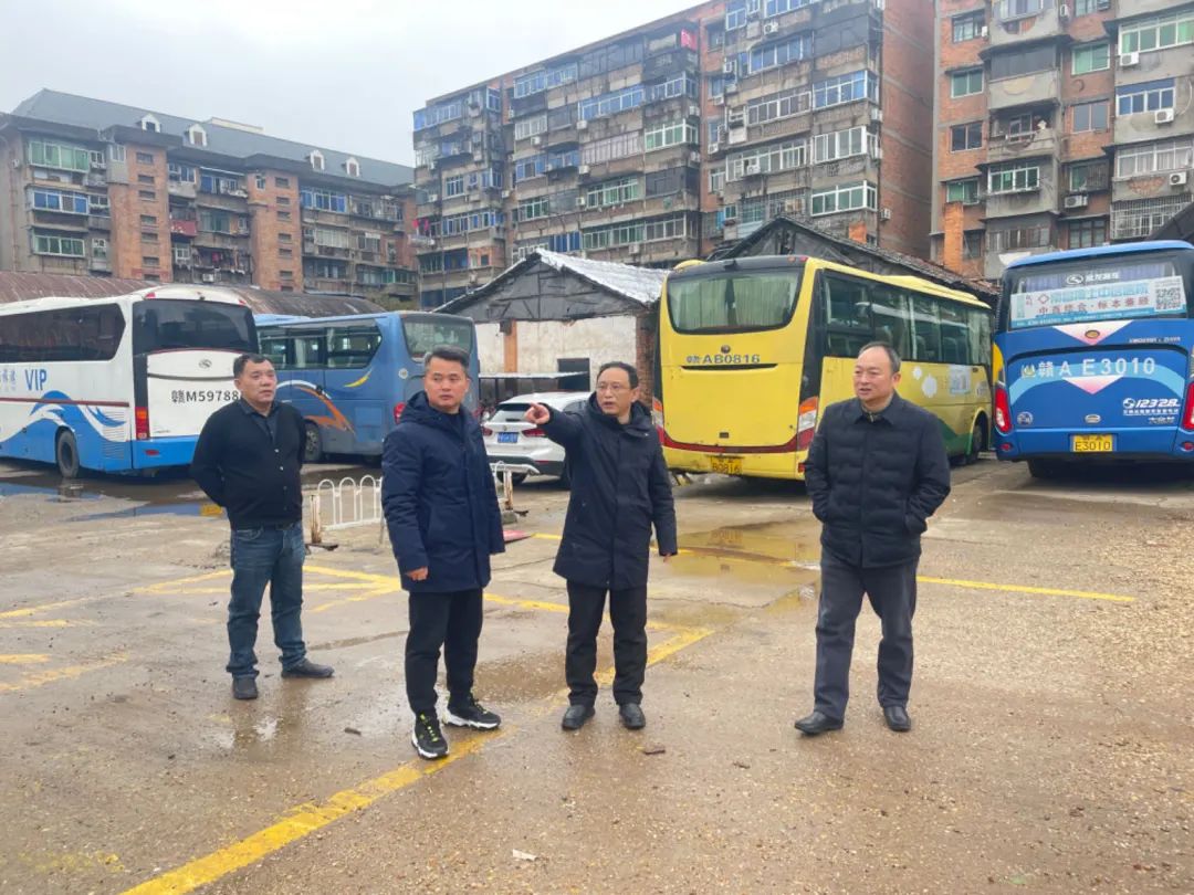 劉志堅一行督導(dǎo)長運(yùn)物業(yè)、南昌長途汽車西站環(huán)境品質(zhì)大提升工作