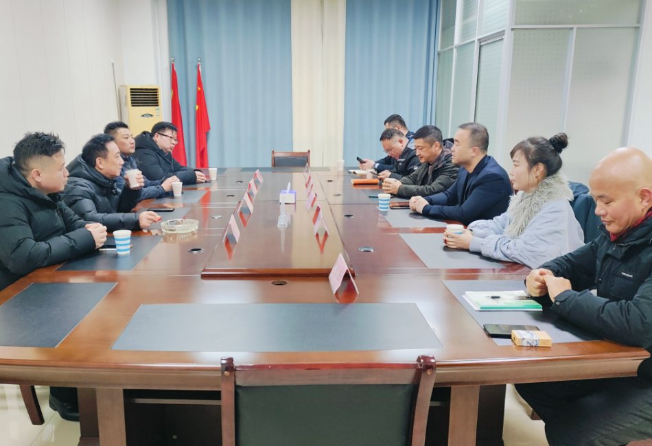 江西金合控股、江西農(nóng)投調(diào)研永修公司客貨郵融合發(fā)展工作  劉磊、占梁陪同