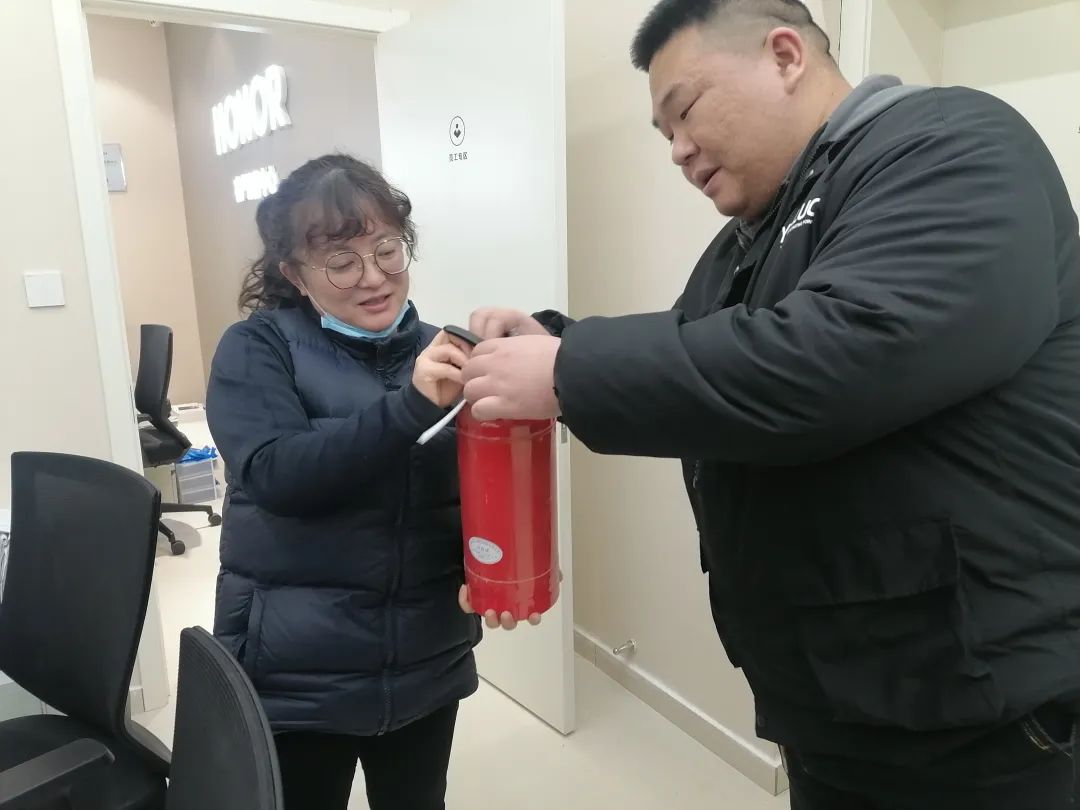 撫州長(zhǎng)運(yùn):客運(yùn)總站開(kāi)展出租商鋪隱患檢查工作