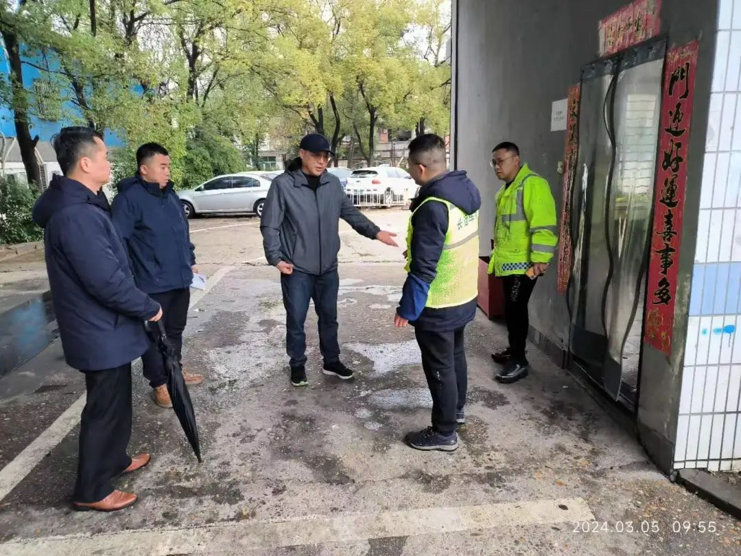 都市城際公交、大通物流開展全國“兩會”期間安全防范工作專項督導(dǎo)檢查