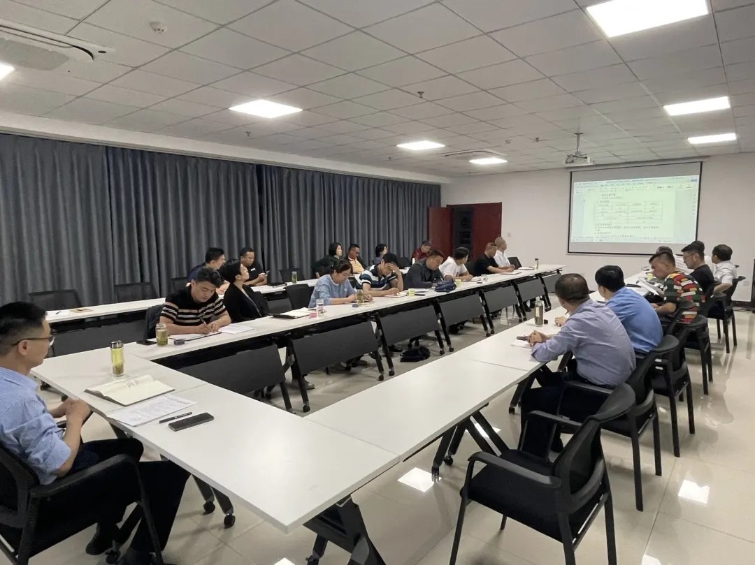 馬鞍山長客：召開5月份安全、消防、機務(wù)工作例會