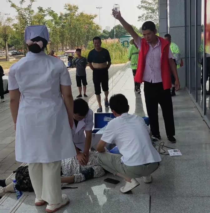 暖新聞 || 撫州長(zhǎng)運(yùn)：突發(fā)！黃金18分 他們與時(shí)間賽跑