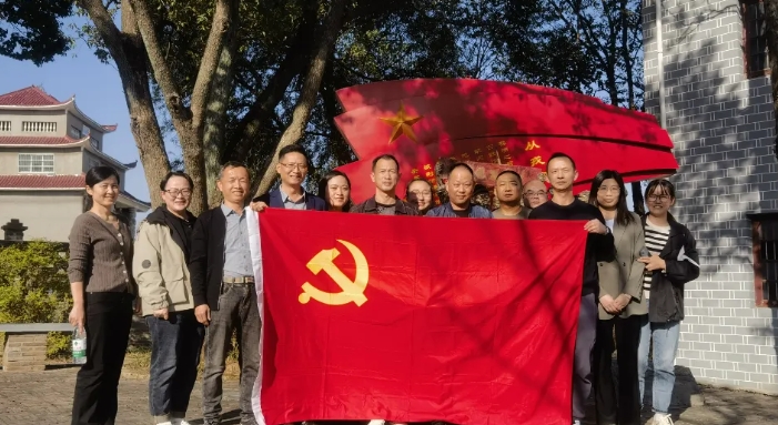 黨建 || 九江長運(yùn):星子公司開展主題黨日活動(dòng)