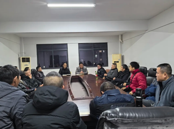 鄱陽長(zhǎng)運(yùn) 公交旅游分公司組織開展12月份駕駛員安全教育培訓(xùn)