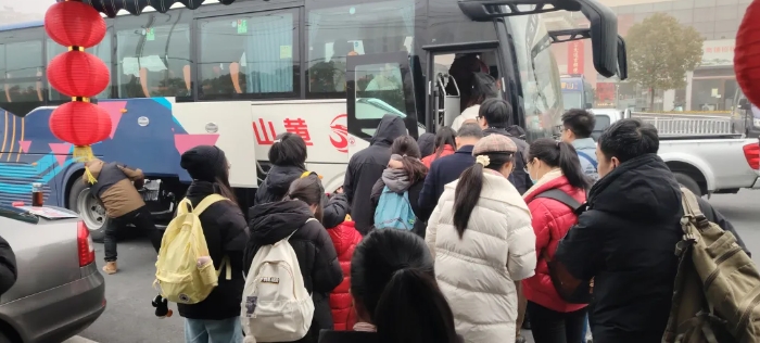 黃山長運(yùn)：蛇年春節(jié) 定制出行服務(wù)廣受青睞
