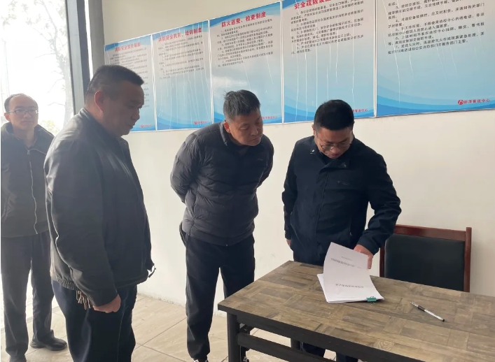 九江長(zhǎng)運(yùn)：市安防救委辦第一督導(dǎo)組在彭澤公司開展檢查