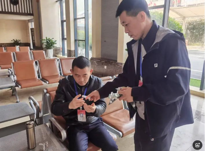 吉安長(zhǎng)運(yùn):羊獅慕公司暖心舉措 筑牢景區(qū)交通安全防線(xiàn)