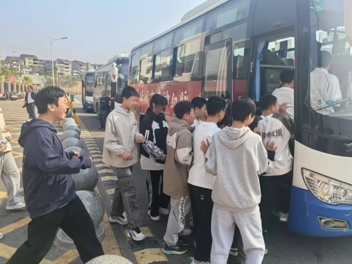 撫州長運：青春逐夢 暖心護航