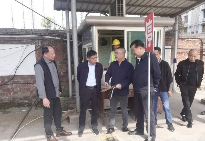 萍鄉(xiāng)長運(yùn):萍鄉(xiāng)市政府領(lǐng)導(dǎo)督導(dǎo)萍鄉(xiāng)長運(yùn)安全生產(chǎn)工作