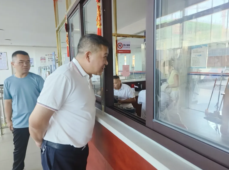 鷹潭長運(yùn) 開展夏季安全生產(chǎn)工作檢查