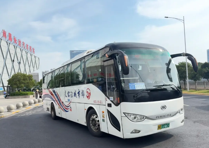 都市城際公交：與江西航空職業(yè)技術(shù)學(xué)院成功簽署長期運輸服務(wù)協(xié)議