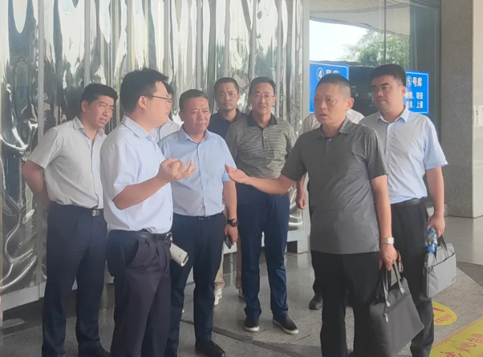 陳國宏調(diào)研江西長運 李偉、穆孫祥陪同