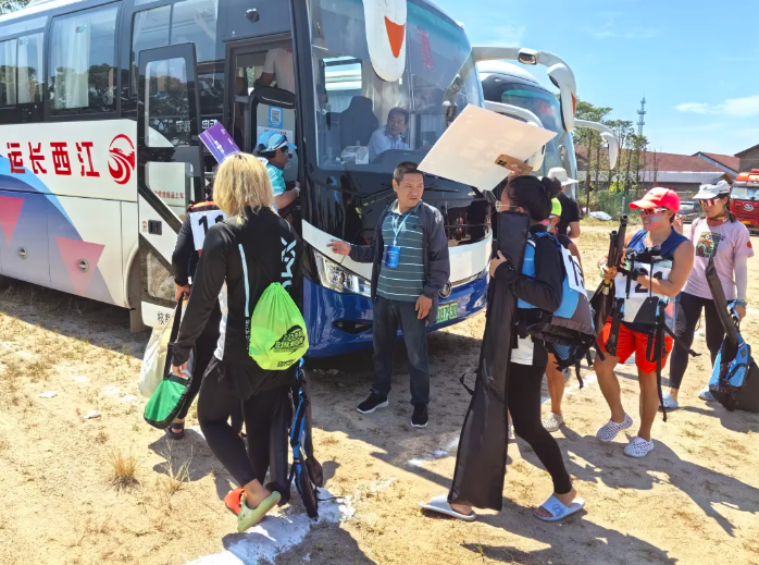 吉安公司：萬安長(zhǎng)運(yùn)圓滿完成2025中國(guó)皮劃艇巡回賽運(yùn)輸保障任務(wù)