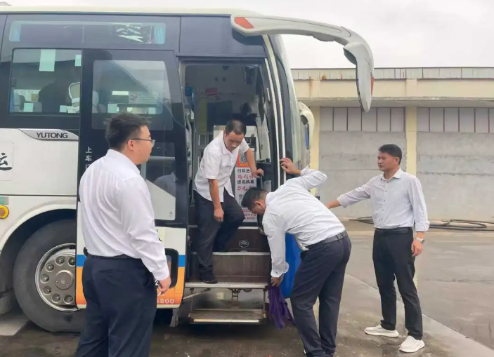 撫州長(zhǎng)運(yùn)：手把手幫扶后進(jìn)駕駛員 破解服務(wù)痛點(diǎn)