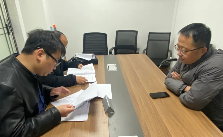 南昌交投集團(tuán)安全專項(xiàng)檢查組督導(dǎo)長運(yùn)物業(yè)安全生產(chǎn)工作