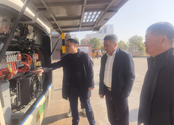 鷹潭長運：開展節(jié)前安全生產檢查